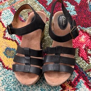 Clarks Caslynn Harp Black Strappy Sandals
